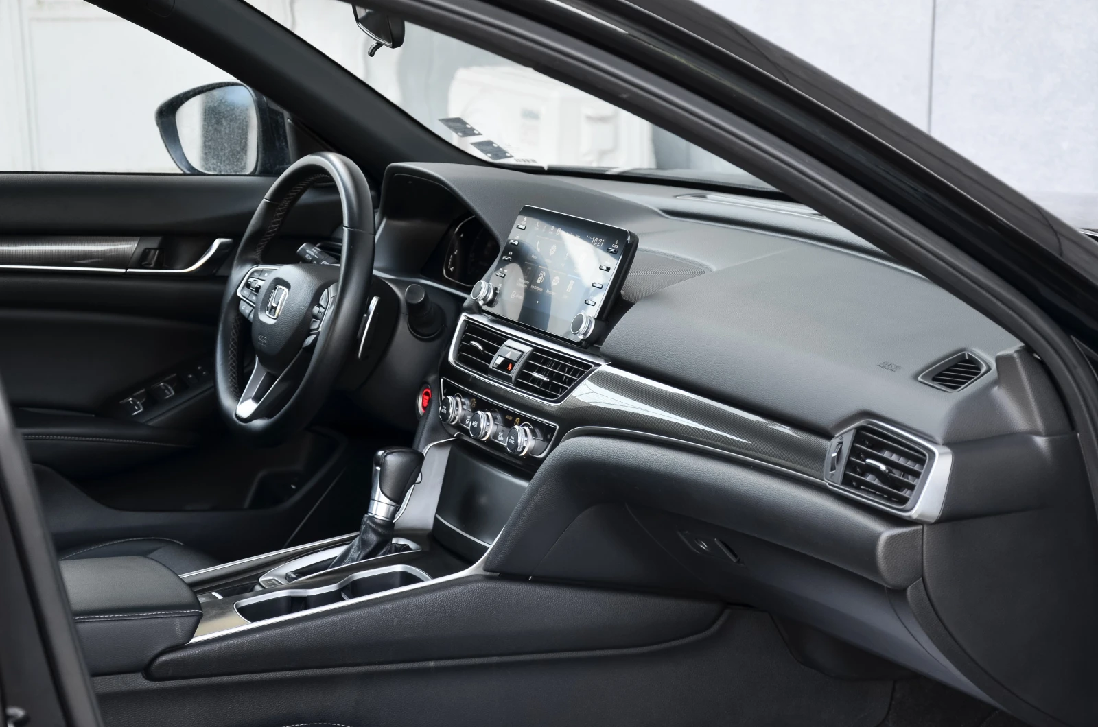 Honda Accord Sport 1.5T CVT 58000хил км - изображение 8