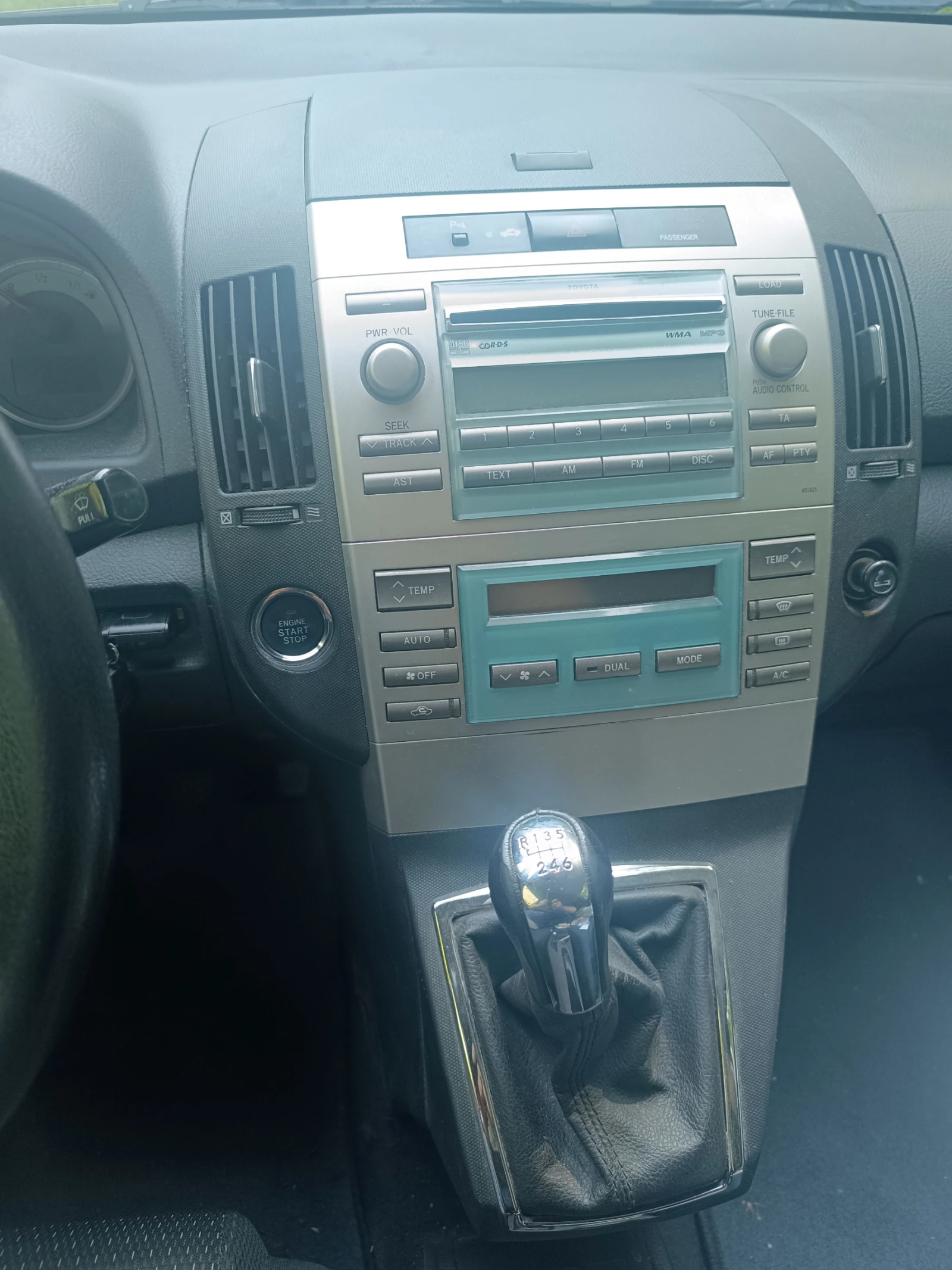 Toyota Corolla verso 2, 2 - изображение 10