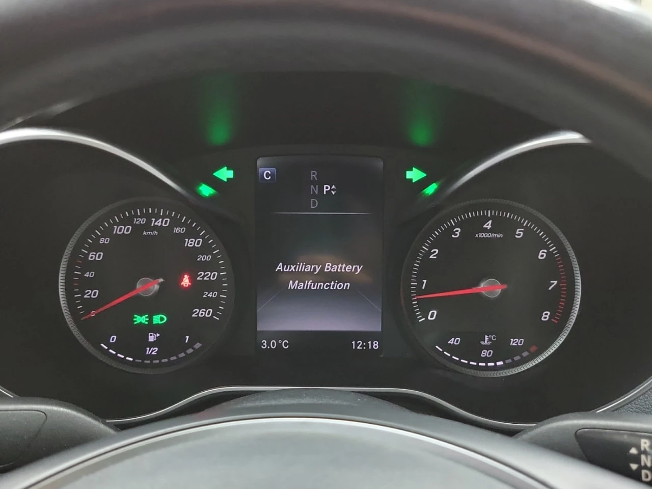 Mercedes-Benz C 300 *  *    *   *  | Mobile.bg   11