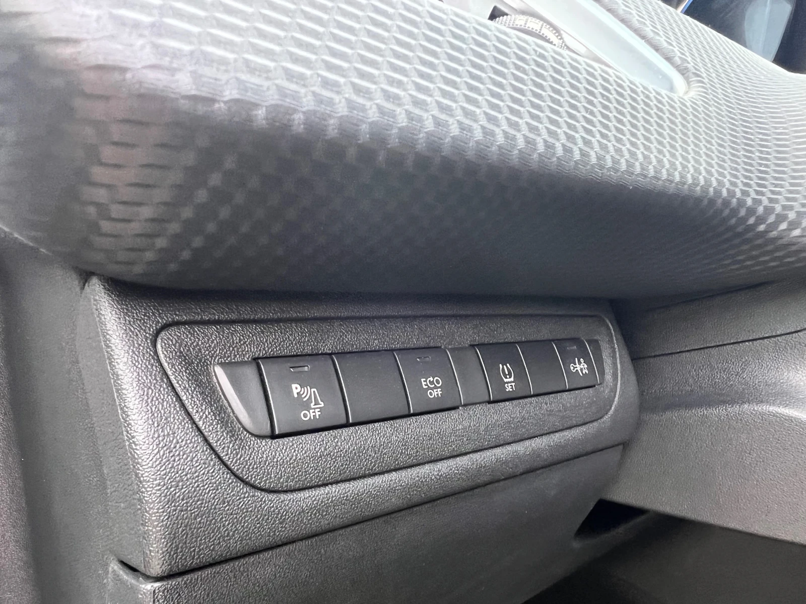 Peugeot 2008 1.2 Special Edition 88000km | Mobile.bg � ����������� 14