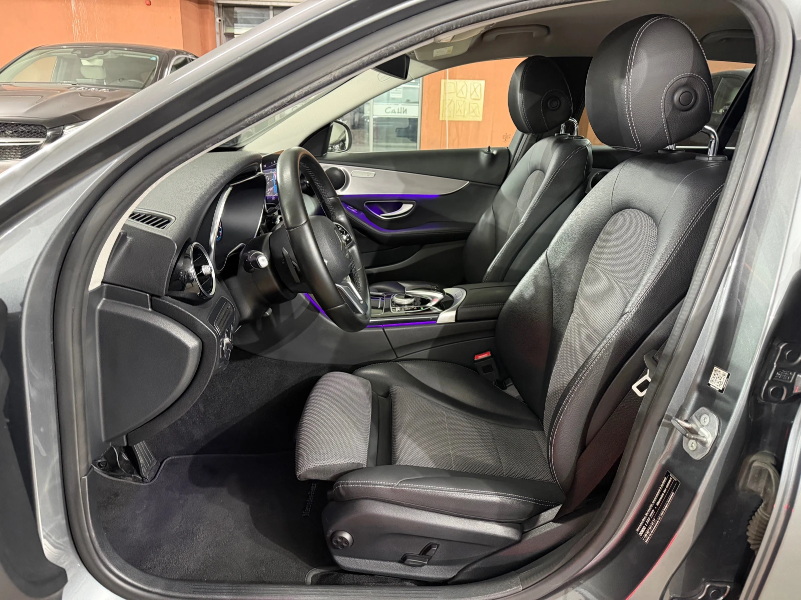 Mercedes-Benz C 220 AMG 4-Matic 9G #DISTR#DigitalCockpit#MULTIBEAM#CAM - изображение 9