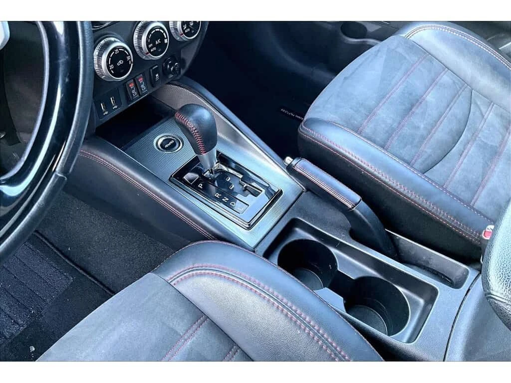 Mitsubishi RVR * SE | AWD | Heated Seats | CarPlay | Clean Carfax | Mobile.bg � ����������� 16