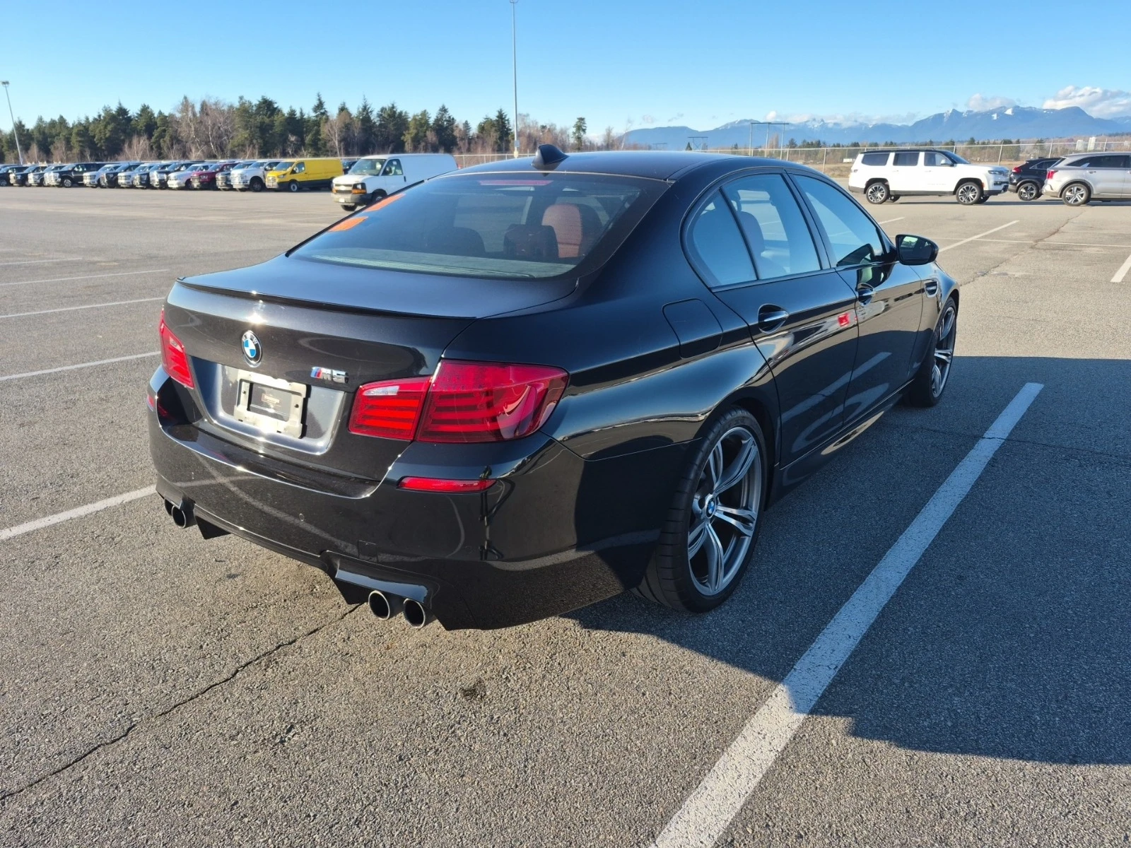 BMW M5 17530 KM | ИЗРЯДНА СЕРВИЗНА ИСТОРИЯ | АВТО КРЕДИТ - изображение 3