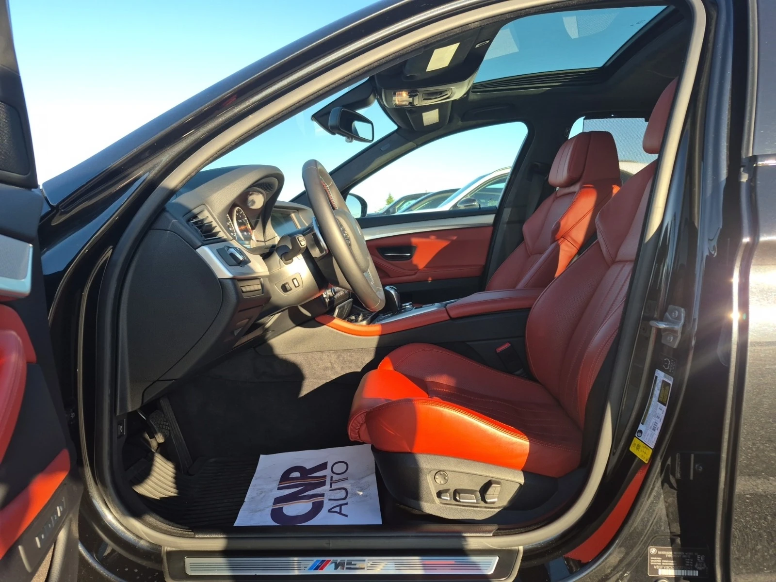 BMW M5 17530 KM | ИЗРЯДНА СЕРВИЗНА ИСТОРИЯ | АВТО КРЕДИТ - изображение 6