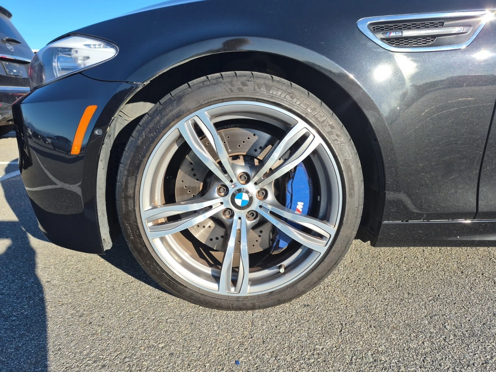 BMW M5 17530 KM | ИЗРЯДНА СЕРВИЗНА ИСТОРИЯ | АВТО КРЕДИТ - изображение 5