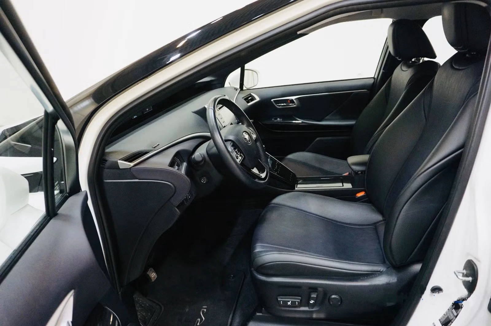 Toyota Mirai FUELCELL HIDROGEN EXECUTIVE | Mobile.bg � ����������� 4