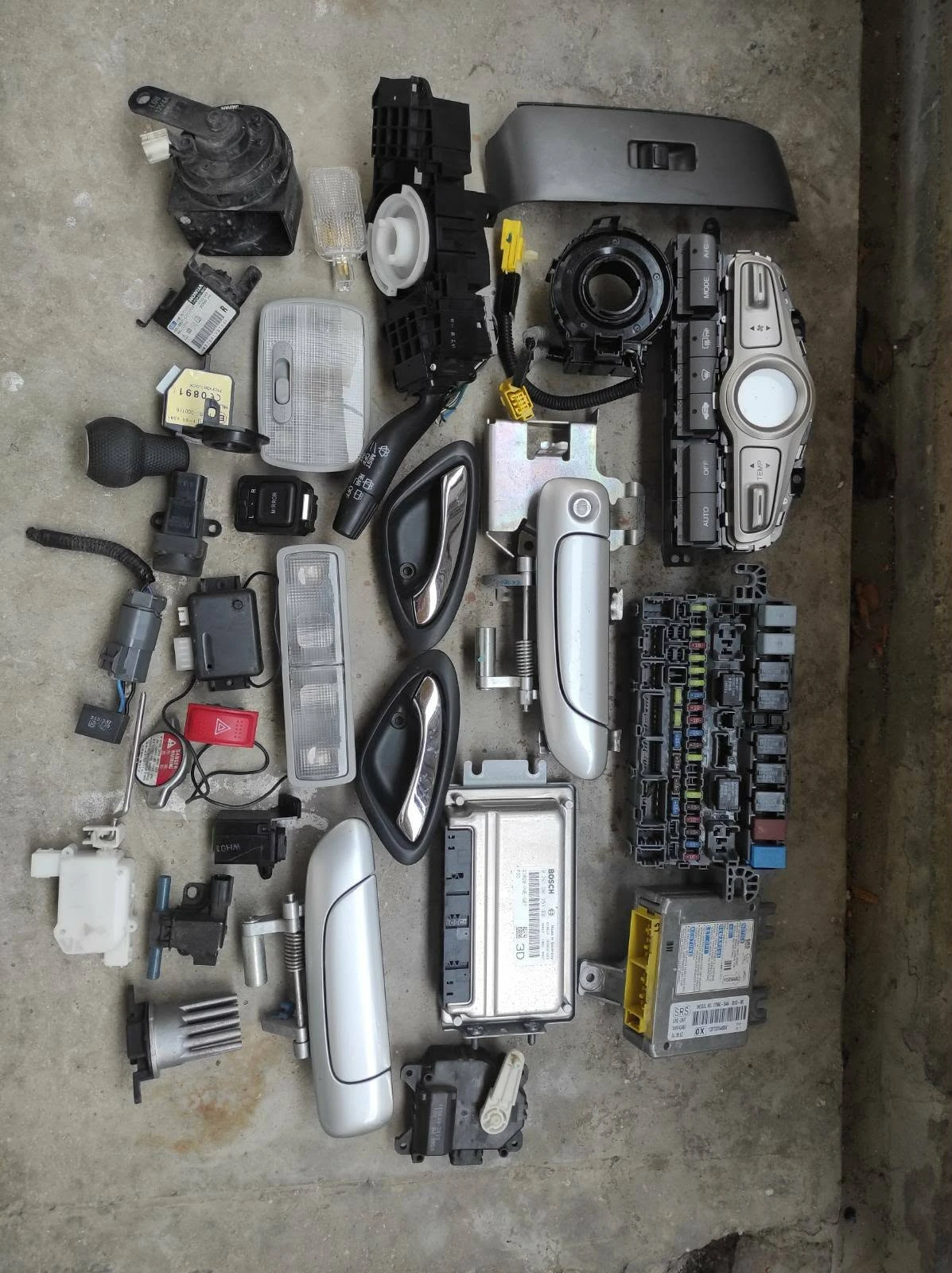 Honda Jazz 1.4i, снимка 2 - Автомобили и джипове - 53880330