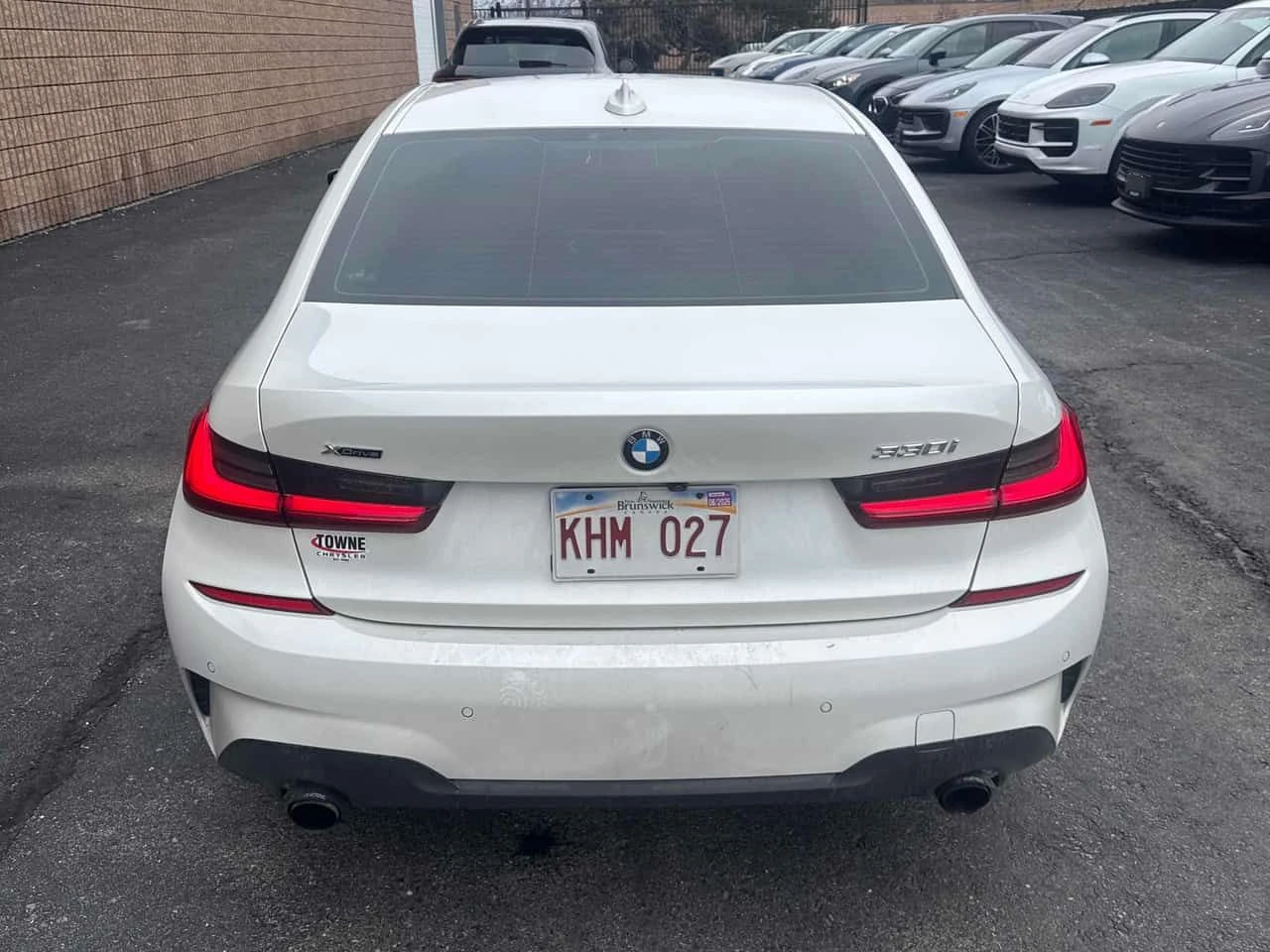 BMW 330 i xDrive/CARFAX/ШИБИДАХ/ПОДГРЕВИ/360 CAM, снимка 5 - Автомобили и джипове - 53929445