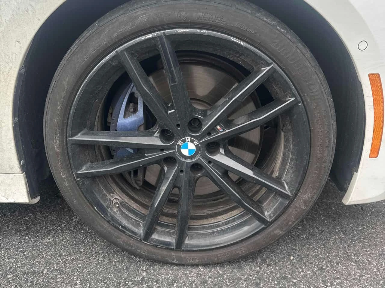 BMW 330 i xDrive/CARFAX/ШИБИДАХ/ПОДГРЕВИ/360 CAM, снимка 6 - Автомобили и джипове - 53929445