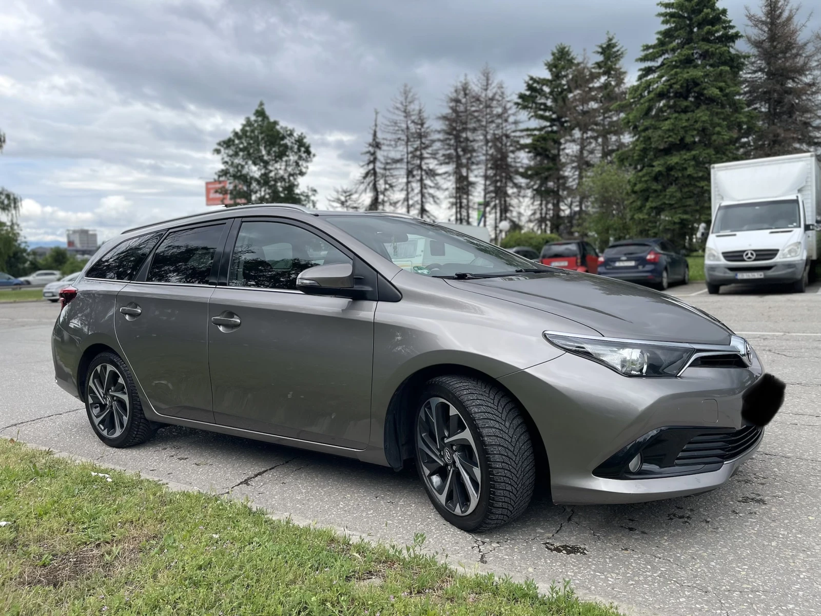 Toyota Auris, снимка 3 - Автомобили и джипове - 54792756