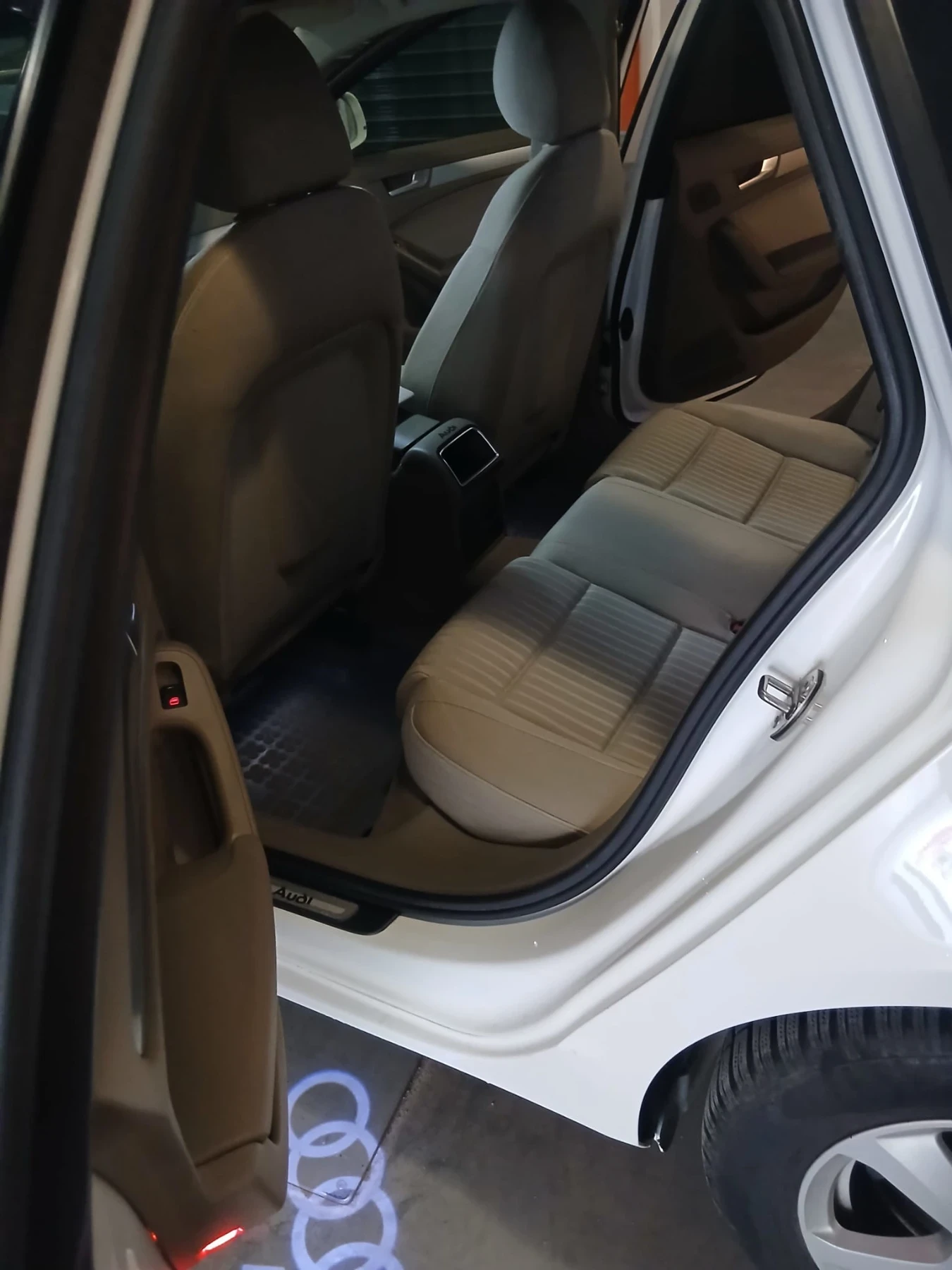 Audi A4 1.9, снимка 7 - Автомобили и джипове - 54809340