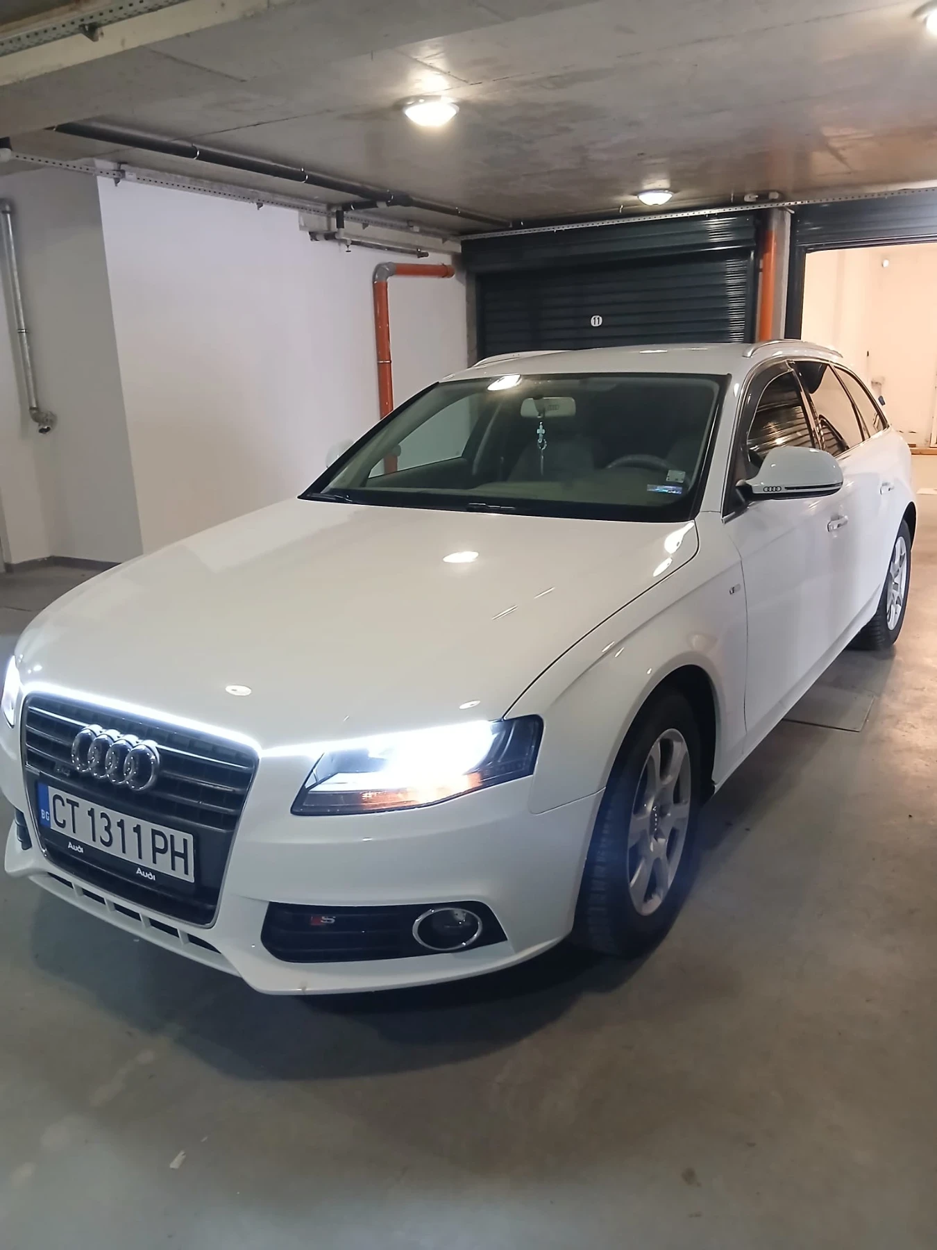 Audi A4 1.9, снимка 4 - Автомобили и джипове - 54809340