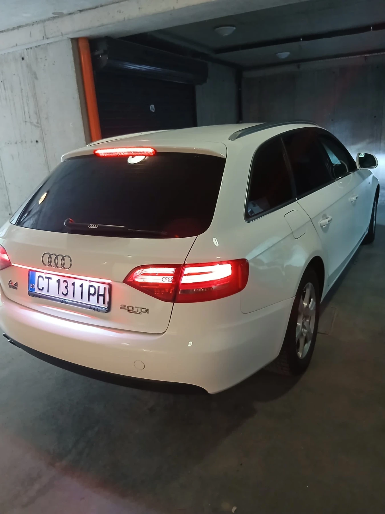 Audi A4 1.9, снимка 3 - Автомобили и джипове - 54809340