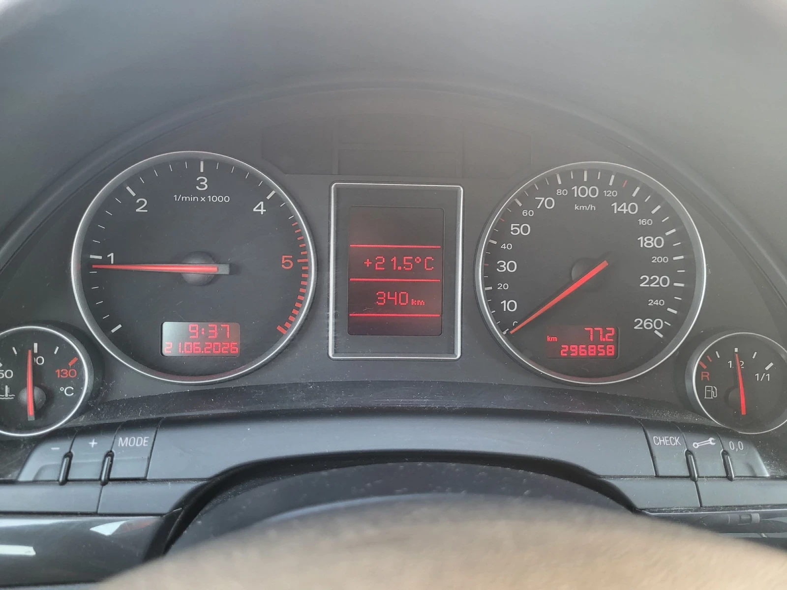 Audi A4 B6 Avant 1.9 TDI, снимка 16 - Автомобили и джипове - 54986124