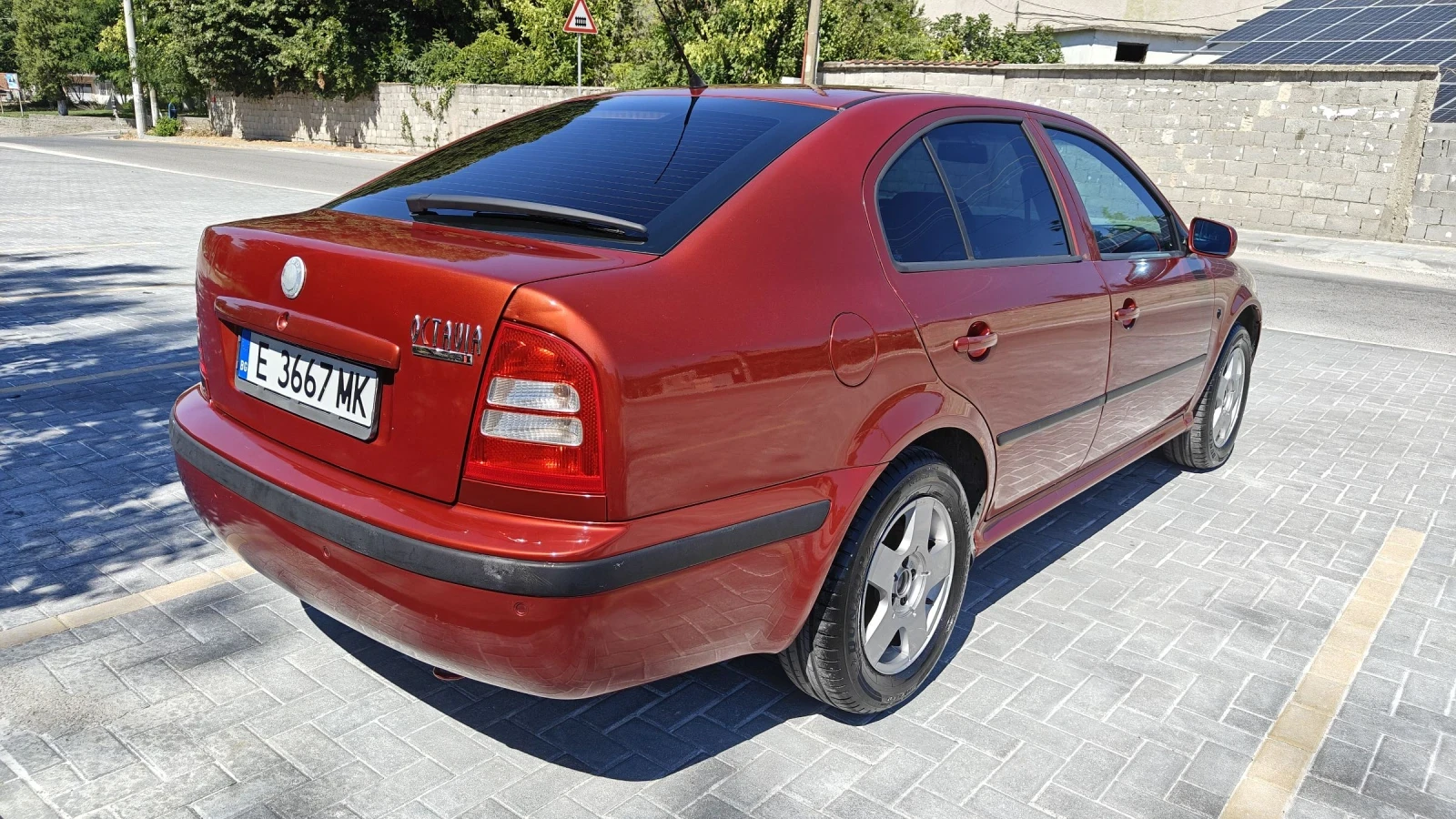 Skoda Octavia 1.6 MPI 102 к.с. бензин/газ, снимка 4 - Автомобили и джипове - 55240306