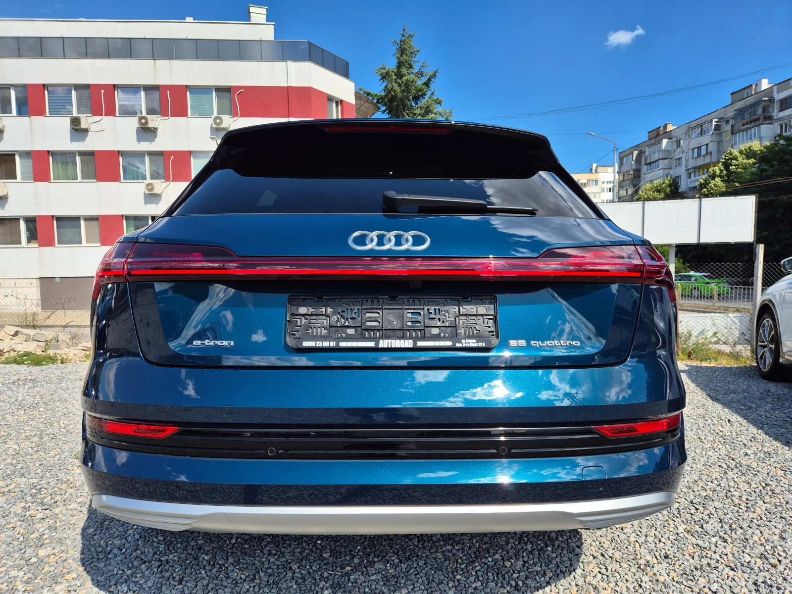 Audi E-Tron 55 quattro Advanced edition Plus , снимка 6 - Автомобили и джипове - 55423147