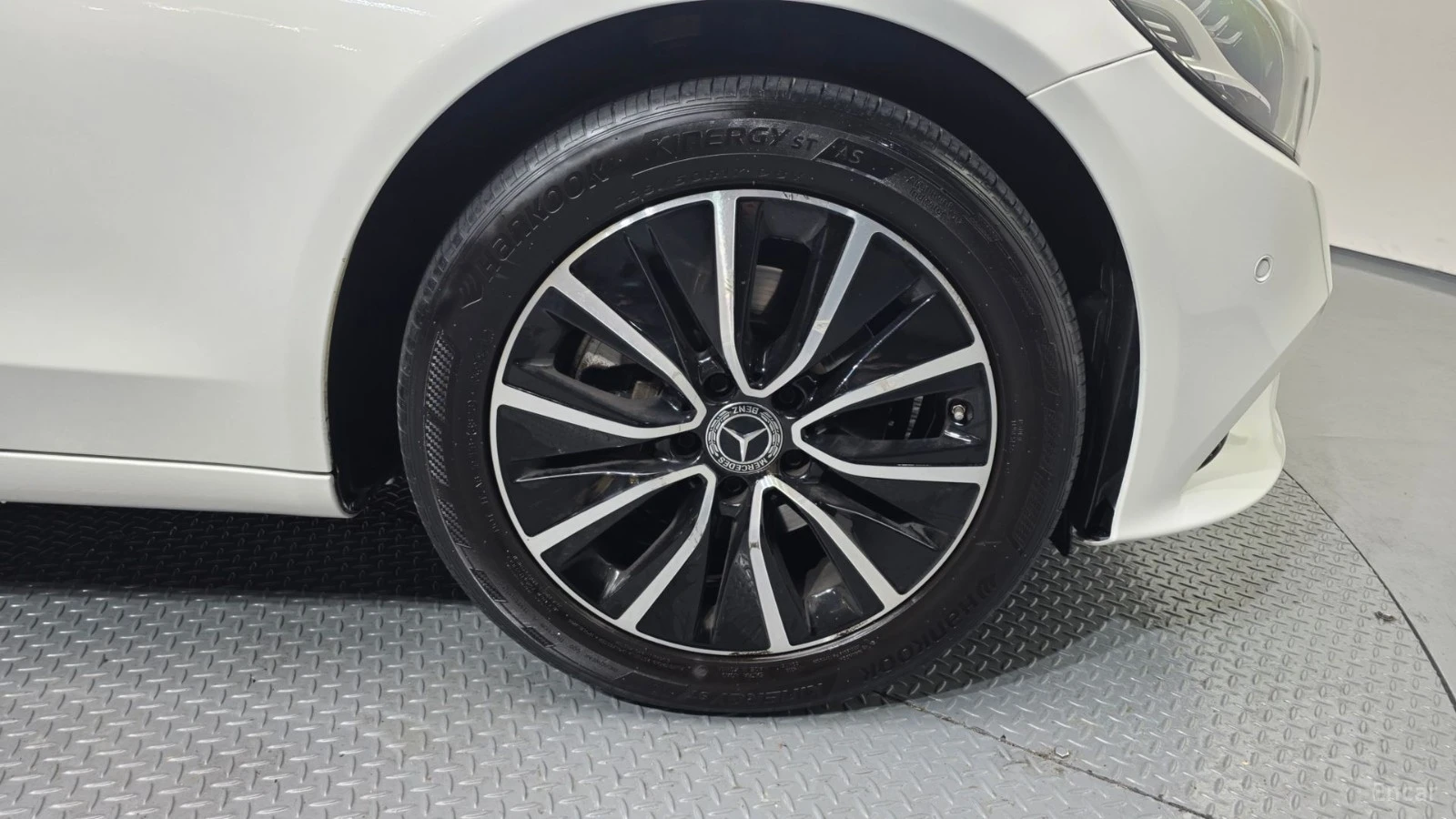 Mercedes-Benz C 200 * ПАНО* KEYLESS* Camera* ПОДГРЕВ* , снимка 5 - Автомобили и джипове - 55576971
