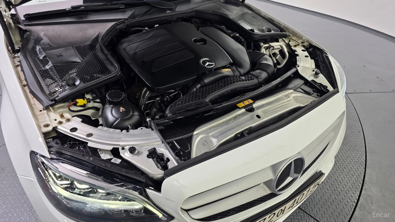 Mercedes-Benz C 200 * ПАНО* KEYLESS* Camera* ПОДГРЕВ* , снимка 6 - Автомобили и джипове - 55576971