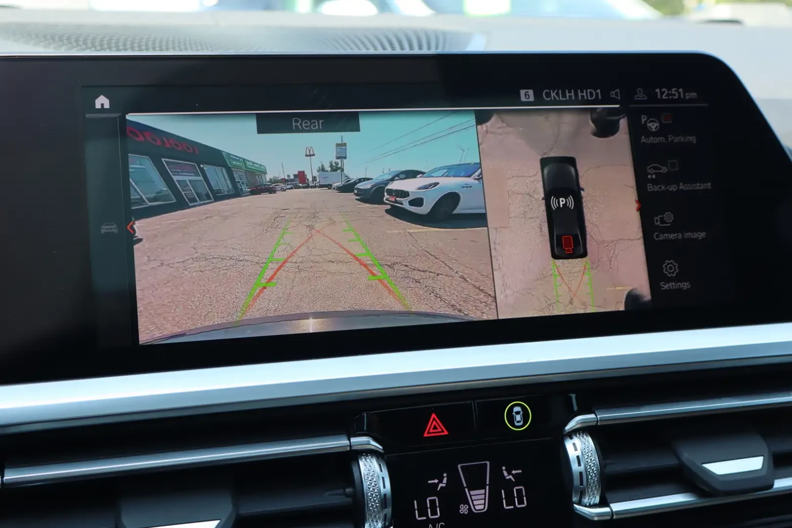BMW 340 Shadow Line* Harman Kardon* Distronic* HUD, снимка 10 - Автомобили и джипове - 55646869