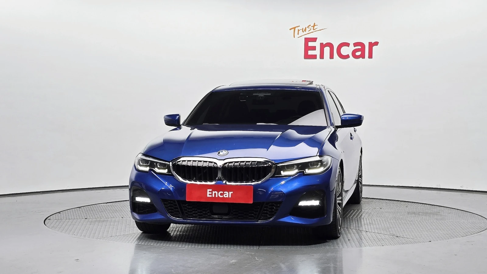 BMW 320 M SHADOW* HEAD UP* DIGITAL COCKPIT* PANO* 360* , снимка 3 - Автомобили и джипове - 55654921