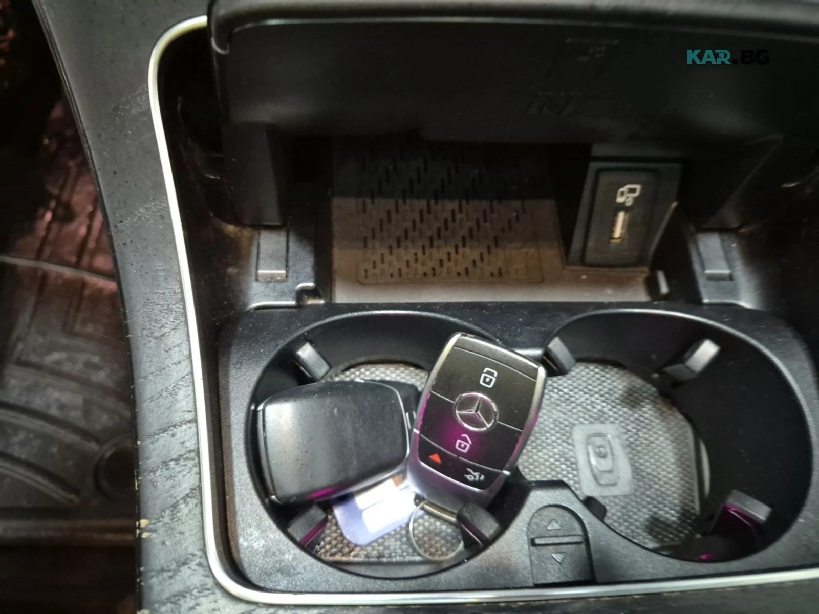 Mercedes-Benz C 43 AMG 4MATIC* BURMESTER* КОЖА* ПОДГРЕВ* ПАНО* 360* , снимка 8 - Автомобили и джипове - 55789744