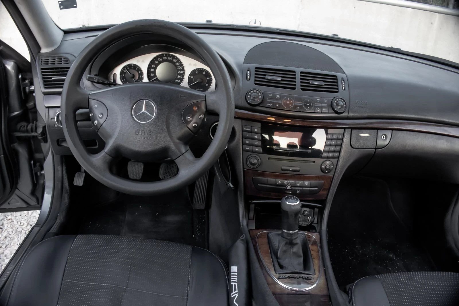 Mercedes-Benz E 200 2.2cdi 136kc, снимка 9 - Автомобили и джипове - 55873167
