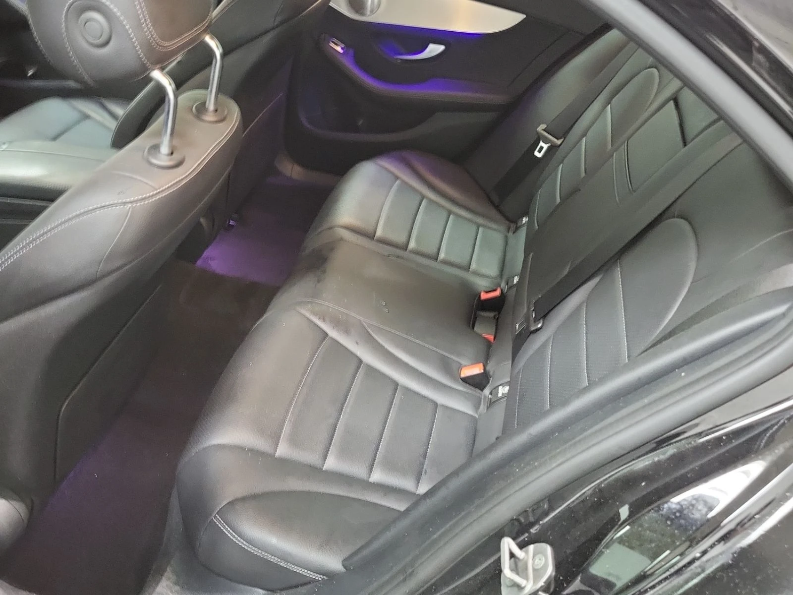 Mercedes-Benz C 300 AMG-pack* Night-pack* 360* Burmester* Keyless, снимка 14 - Автомобили и джипове - 56047875
