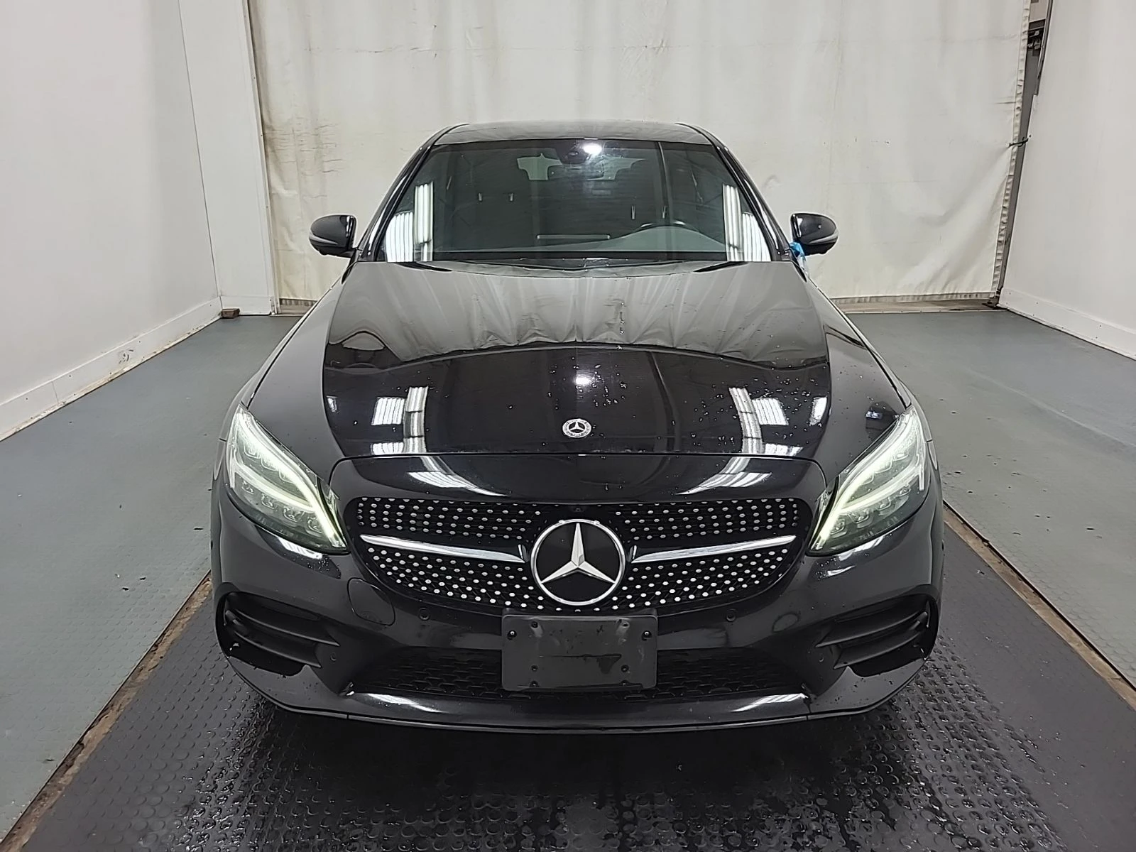Mercedes-Benz C 300 AMG-pack* Night-pack* 360* Burmester* Keyless, снимка 2 - Автомобили и джипове - 56047875