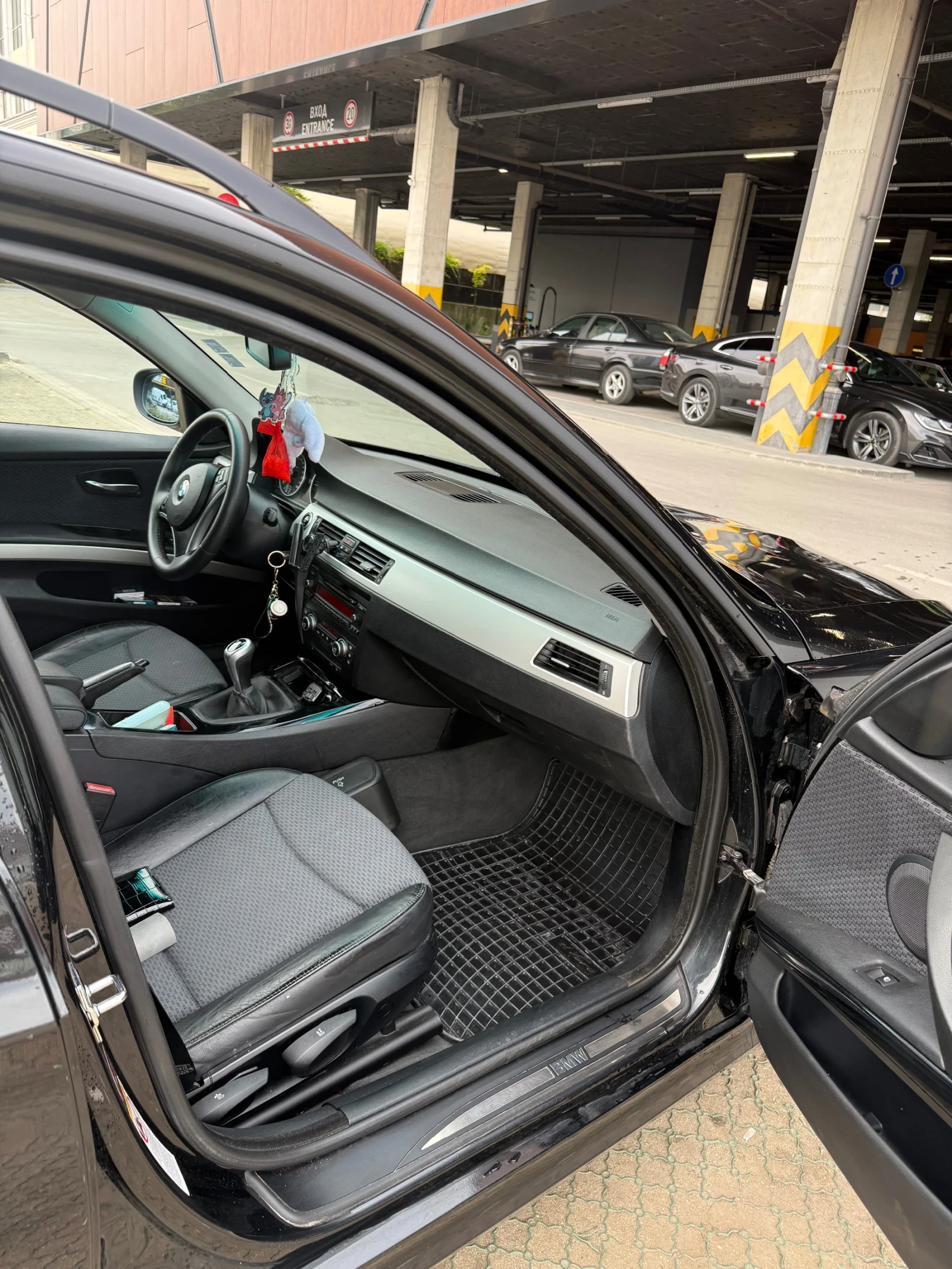 BMW 318 318d FACELIFT , снимка 7 - Автомобили и джипове - 56225584