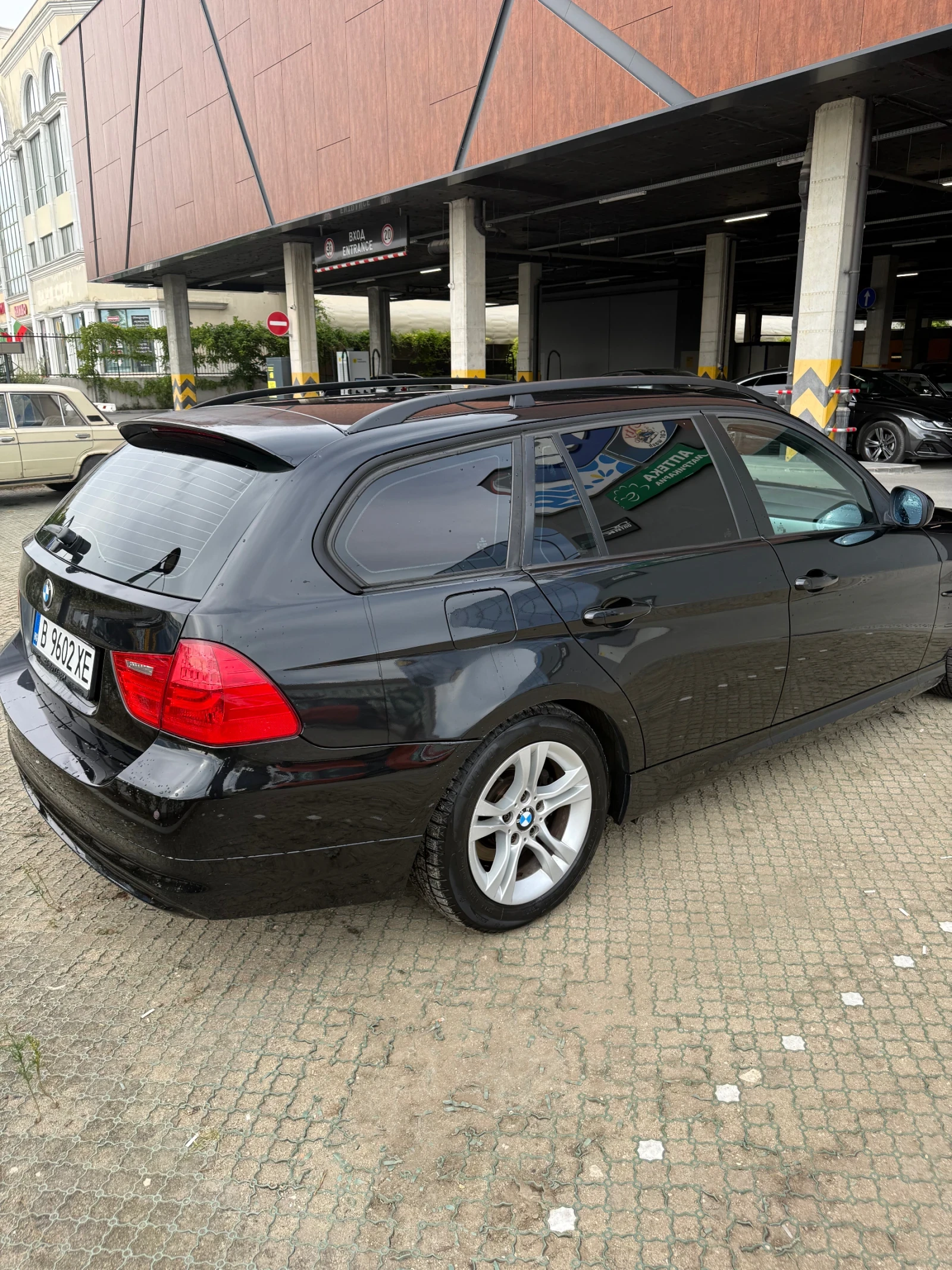 BMW 318 318d FACELIFT , снимка 5 - Автомобили и джипове - 56225584