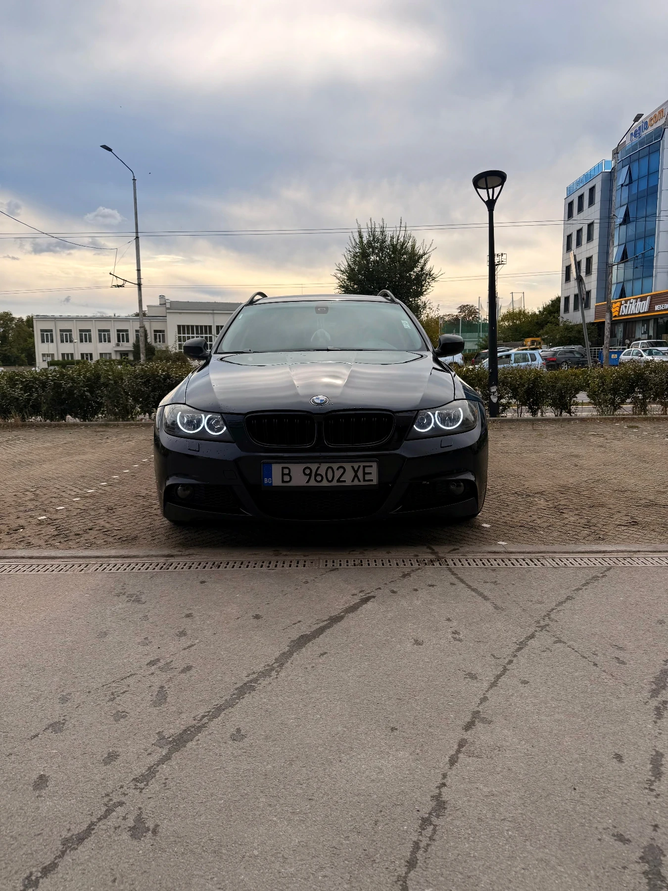 BMW 318 318d FACELIFT , снимка 2 - Автомобили и джипове - 56225584