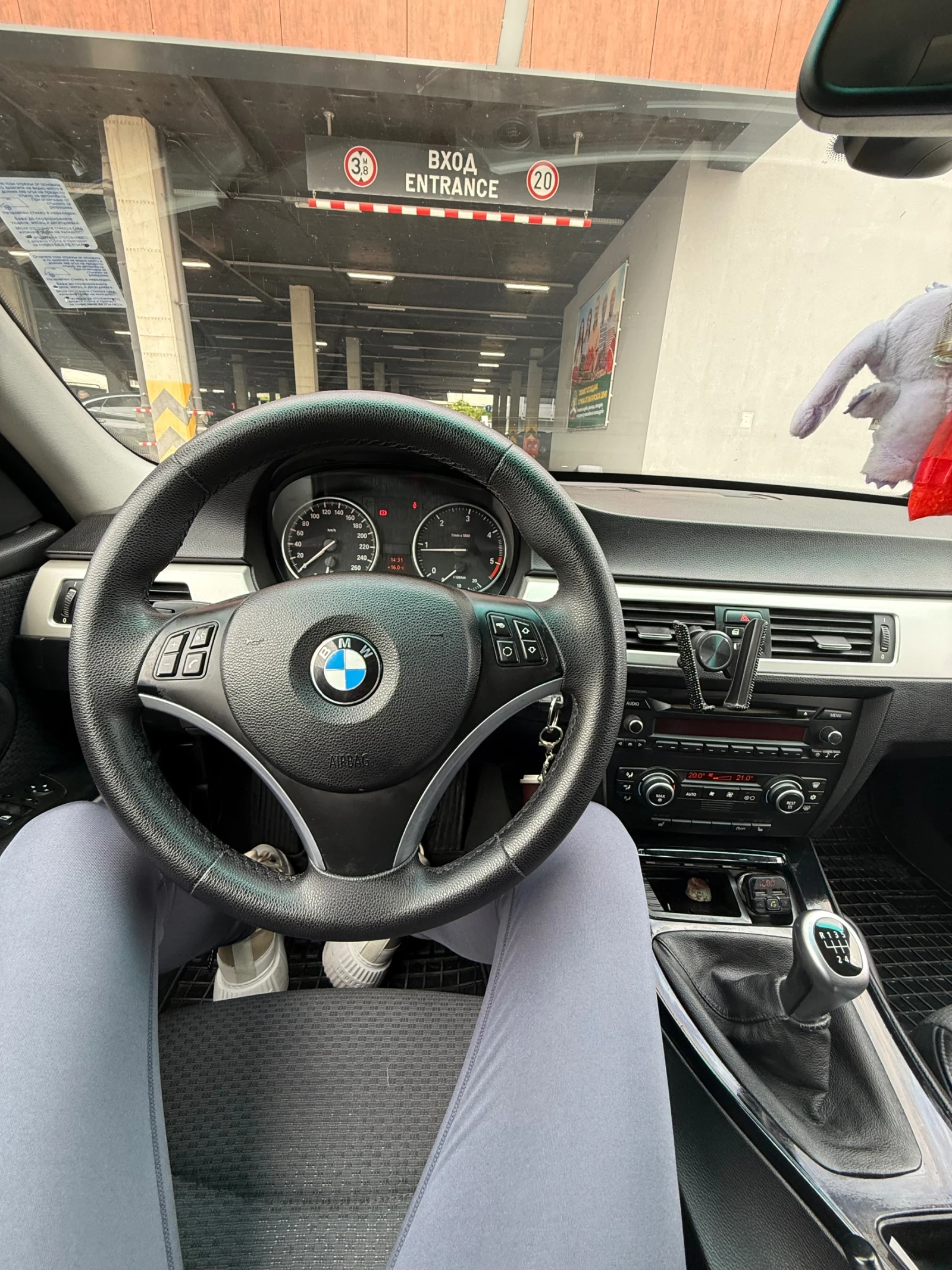BMW 318 318d FACELIFT , снимка 9 - Автомобили и джипове - 56225584