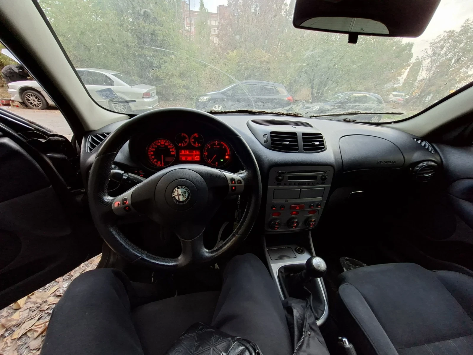 Alfa Romeo 147, снимка 9 - Автомобили и джипове - 56683437