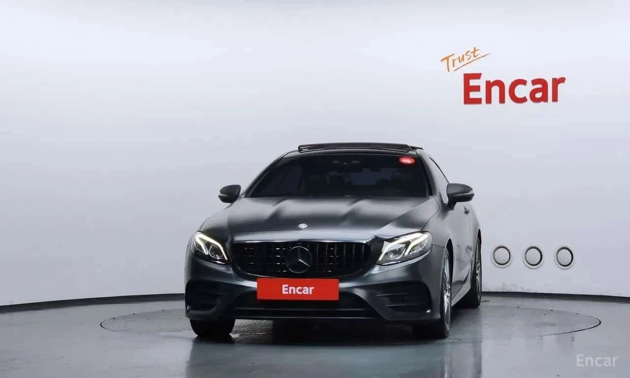 Mercedes-Benz E 220, снимка 3 - Автомобили и джипове - 56737120