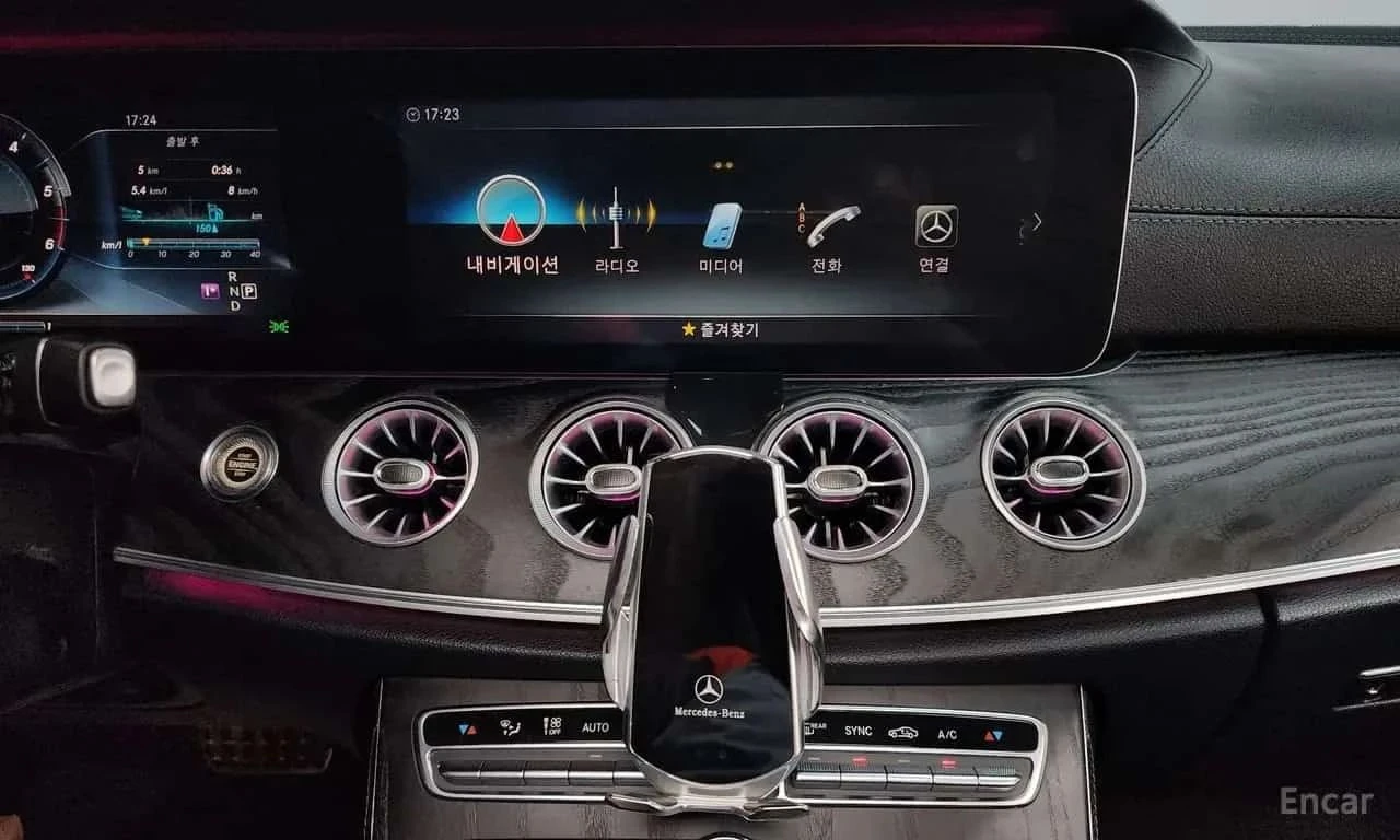 Mercedes-Benz E 220, снимка 12 - Автомобили и джипове - 56737120