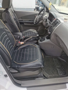 Hyundai Tucson 2.0 бензин гсз, снимка 13