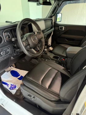 Jeep Wrangler Rubicon 392 Final Edition, снимка 17