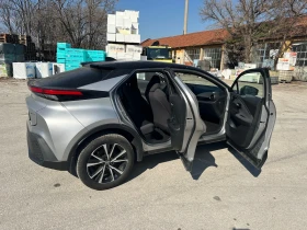Toyota C-HR  2.0 НАЛИЧНА Team D * LED* ACC* el Heck CAM SHZ | Auto.bg — изображение 11