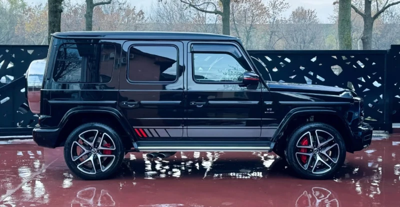 Mercedes-Benz G 63 AMG 1 Edition, снимка 3 - Автомобили и джипове - 48041940