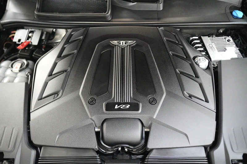 Bentley Bentayga 4.0 V8 AWD First Edition, снимка 15 - Автомобили и джипове - 50467478