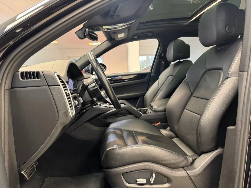 Porsche Cayenne S / BOSE/PANO/ CAMERA/ , снимка 9 - Автомобили и джипове - 52367686