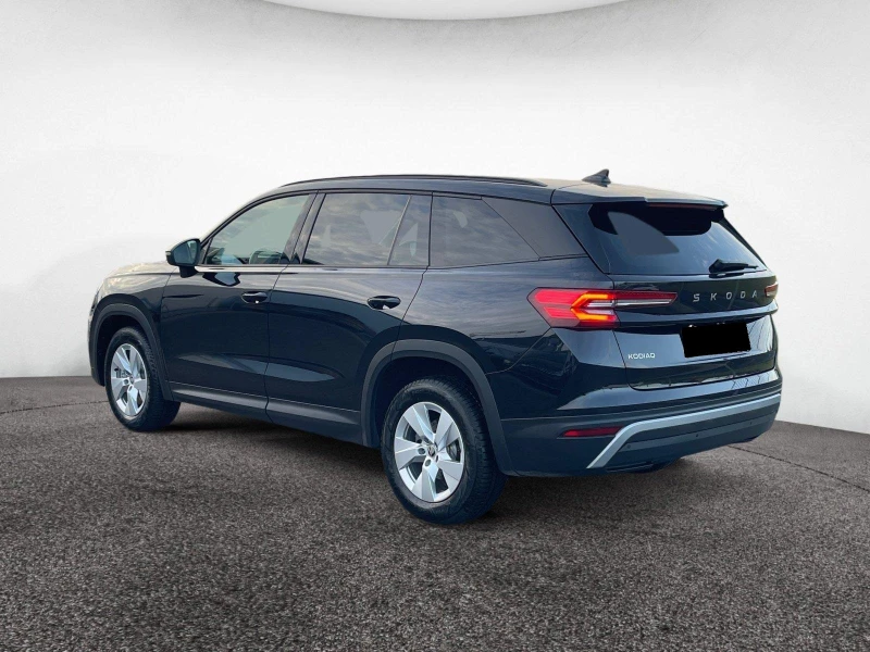 Skoda Kodiaq TSI* DISTR* LED* CAM* KEYLESS* MEMORY* , снимка 4 - Автомобили и джипове - 53384245