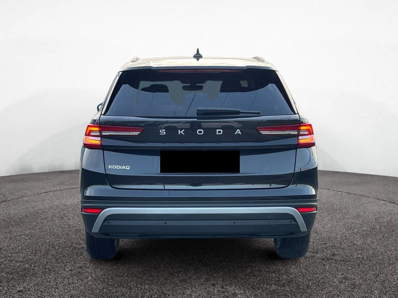 Skoda Kodiaq TSI* DISTR* LED* CAM* KEYLESS* MEMORY* , снимка 3 - Автомобили и джипове - 53384245