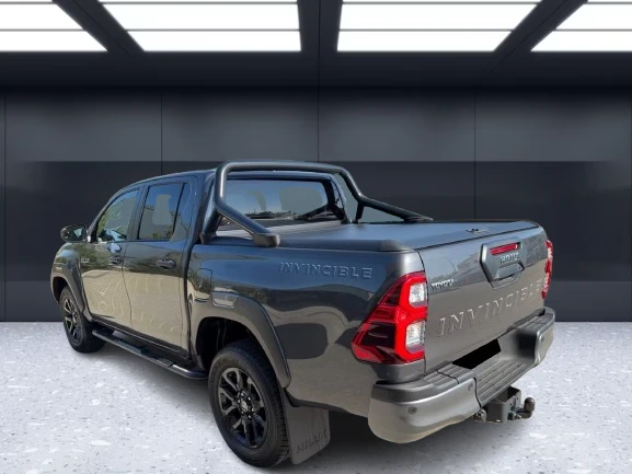 Toyota Hilux 4×4 Double Cab Invincible = NEW = Гаранция, снимка 2 - Автомобили и джипове - 55089670