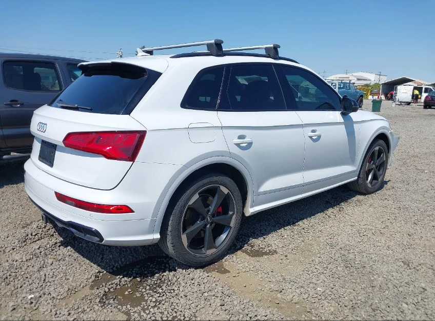 Audi SQ5 PREMIUM PLUS* DIGITAL COCKPIT* ПОДГРЕВИ* ПАНОРАМА - изображение 6