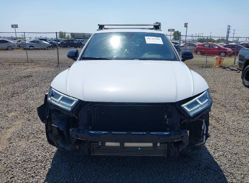 Audi SQ5 PREMIUM PLUS* DIGITAL COCKPIT* ПОДГРЕВИ* ПАНОРАМА - изображение 2