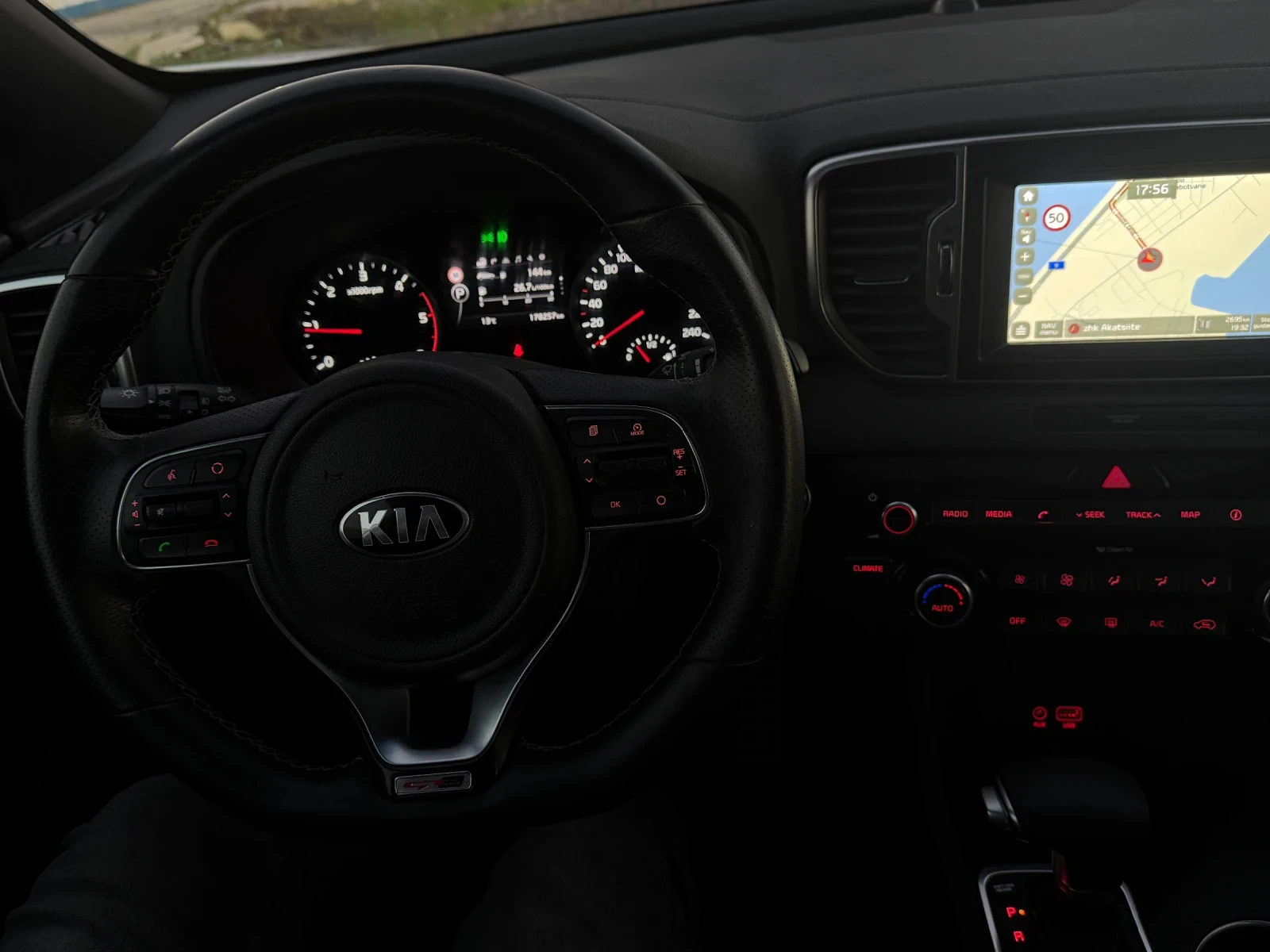 Kia Sportage 1.7 crdi GT Line automat | Mobile.bg   12