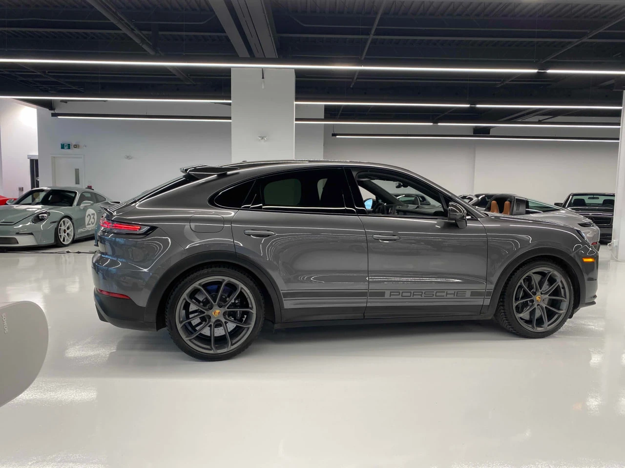 Porsche Cayenne CARFAX* АВТОФИНАНСИРАНЕ* БЕЗ ПЪРВОНАЧАЛНА ВНОСКА*  - изображение 3