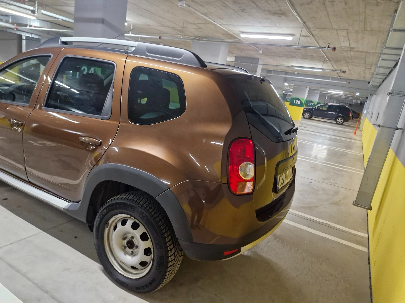 Dacia Duster, снимка 2 - Автомобили и джипове - 53740850