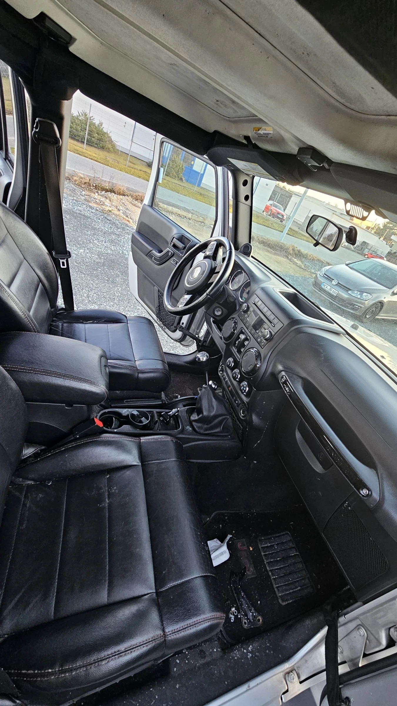 Jeep Wrangler JKU Altitude , снимка 13 - Автомобили и джипове - 53723525